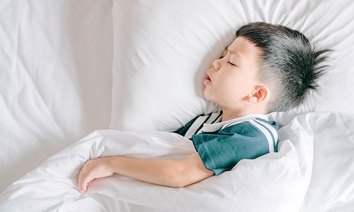 Bed-Wetting (Nocturnal Enuresis) in Children | Pampers