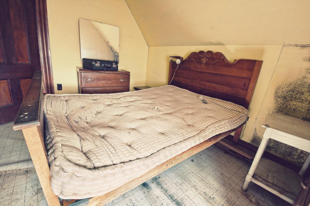 Fix Your Sagging Mattress and Other Tips | Matthews Mattress | Northern CA