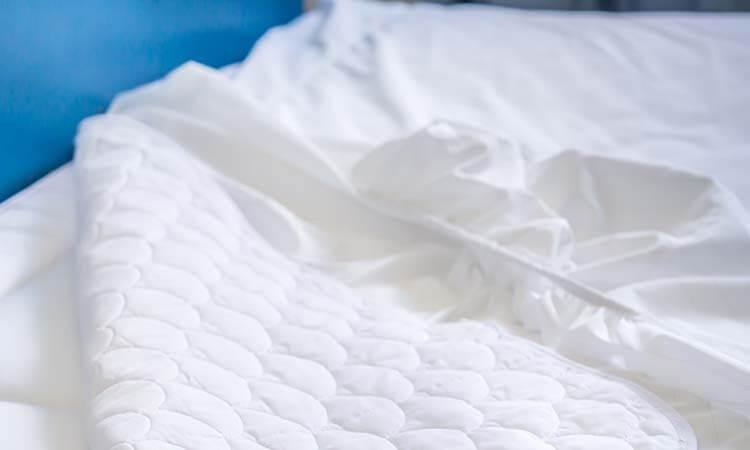 How To Keep Your Mattress Topper From Sliding: Top 5 Hacks That Work - Fair Guide