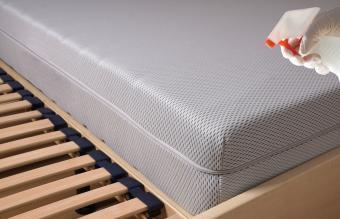 How to Clean a Memory Foam Mattress | LoveToKnow