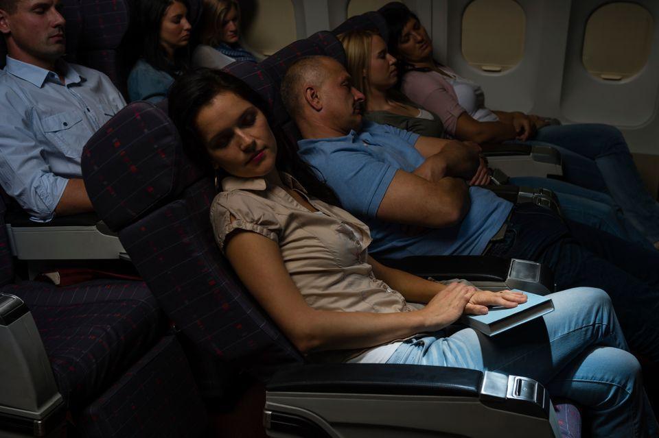 How to survive a long-haul flight | Skyscanner's Travel Blog