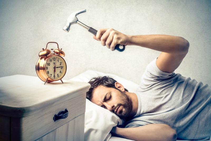 How To Wake Up Without An Alarm Clock - The Sleep Matters Club