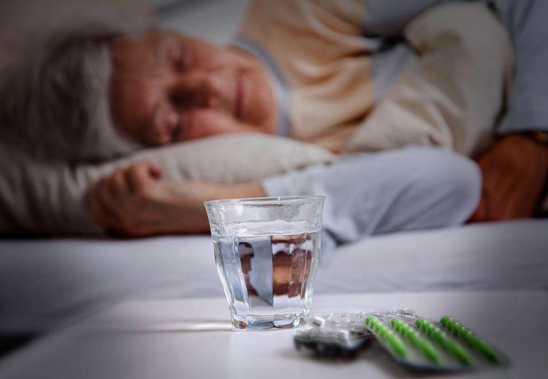 Sleeping Pill Side Effects: Are They Bad? – Cleveland Clinic