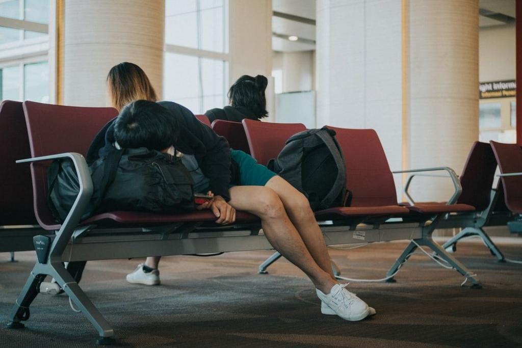 7 Tips for Getting Over Jet Lag in Seafarer Jobs