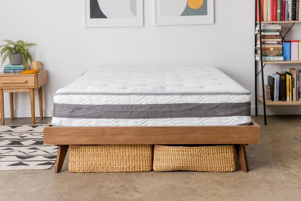 The 4 Best Cheap Mattresses (Under $500) 2022 | Reviews by Wirecutter